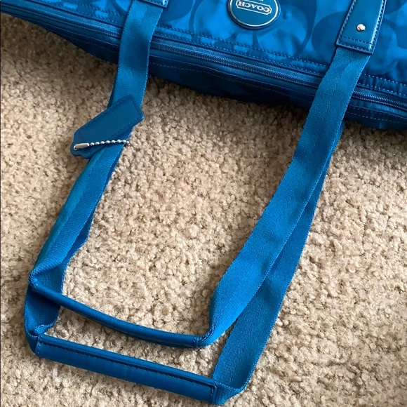 Coach - Picture 9 of 11